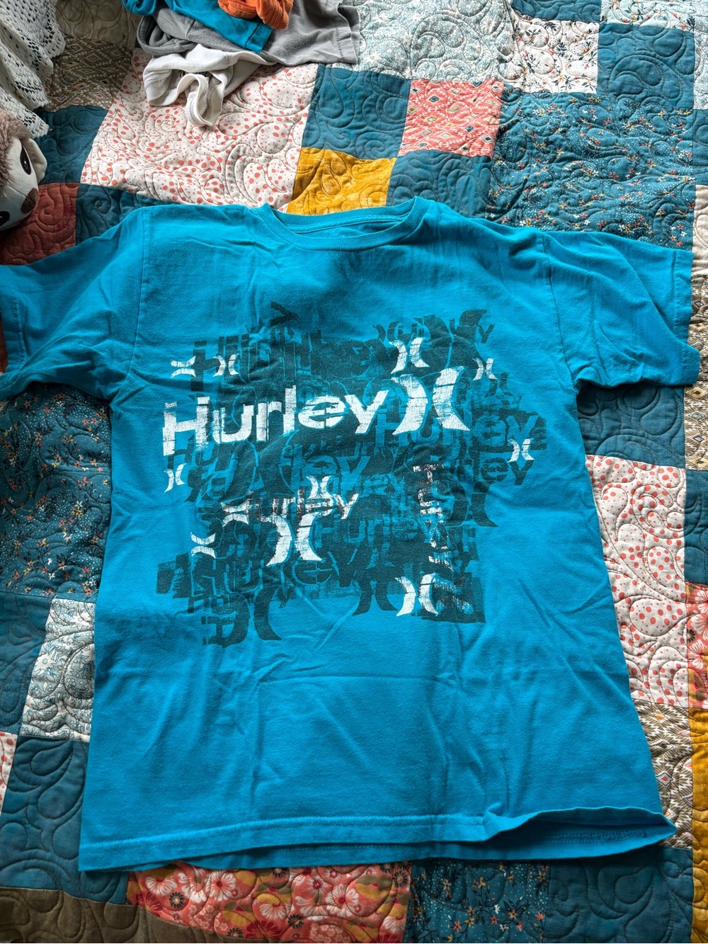 Men’s shirts - Picture 4 of 9